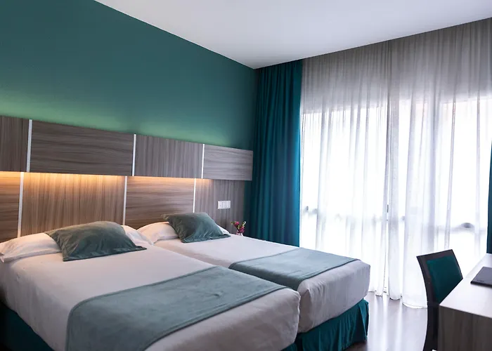 Hotel Serrano